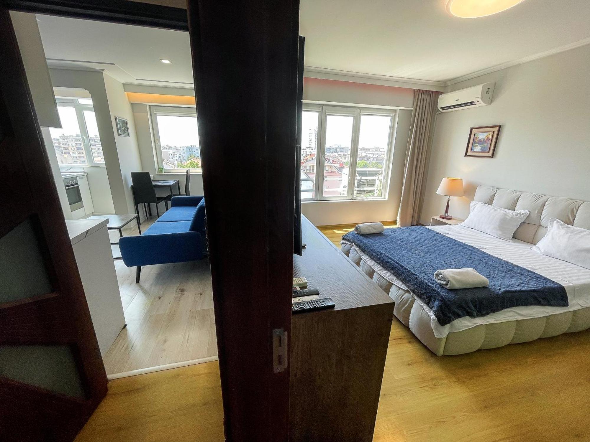 Amazing View Central 1 Bedroom Apartment Pazardzhik Exterior photo